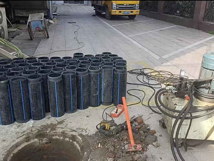 临潼PE置换管厂家 DN315置换管 非开挖管短管置换